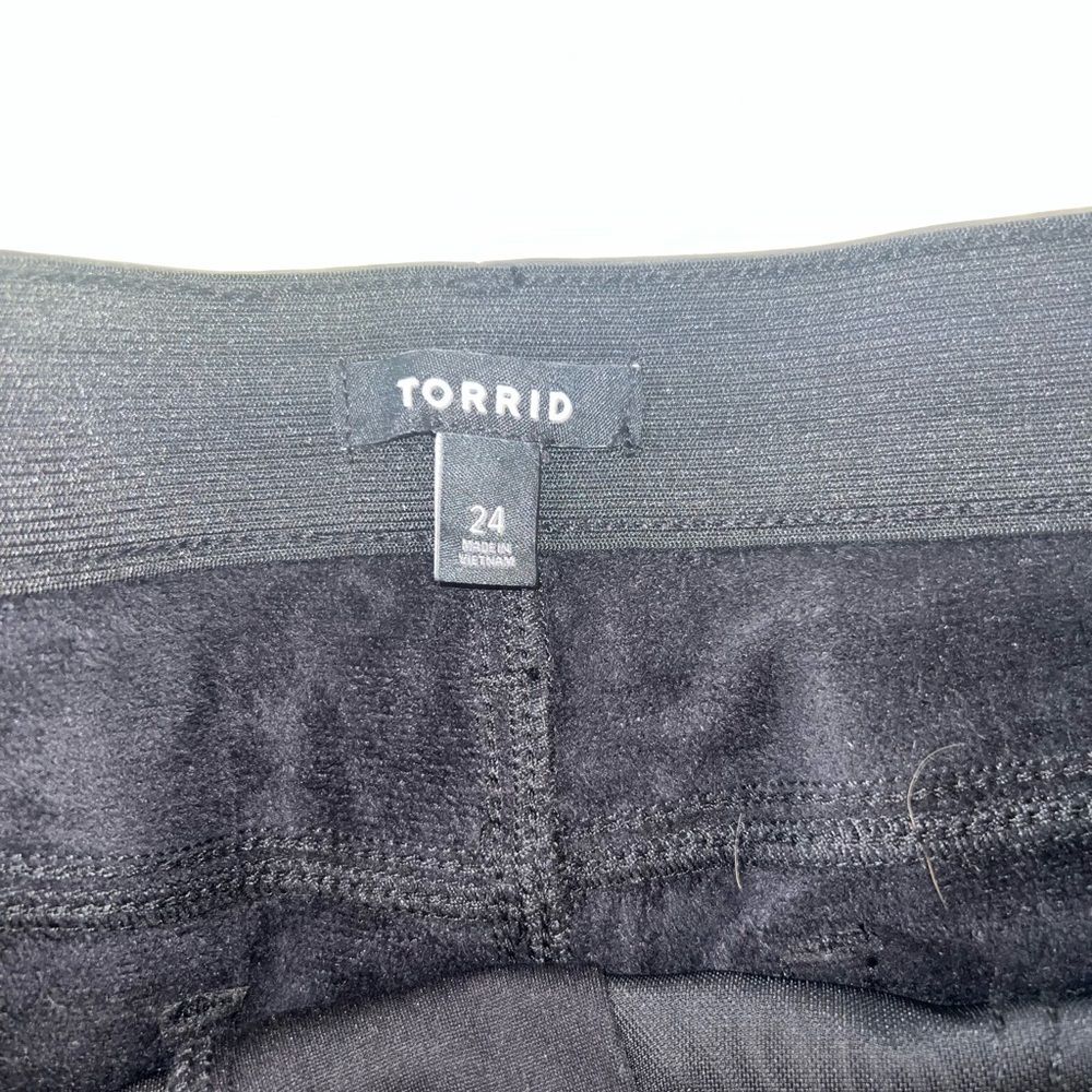 Torrid Black Faux Leather Mini Skirt - Picture 5 of 6